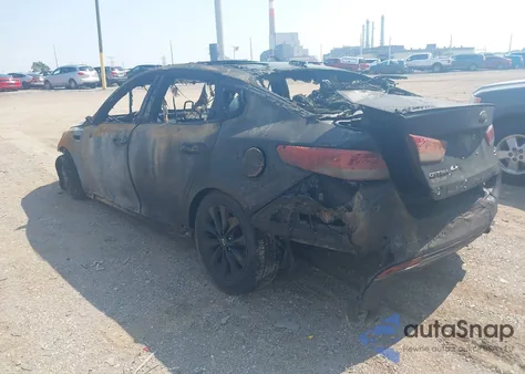 2018 Kia Optima S из США, поврежденный, VIN 5XXGT4L33JG238086